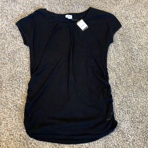 BNWT maternity blouse 🖤